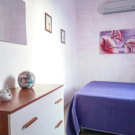 Modern In 90 M² Furnished Terrace Apartment Alcamo
